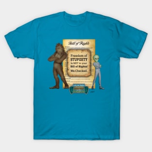 Bigfoot & Little Green Man examine the Bill of Rights T-Shirt